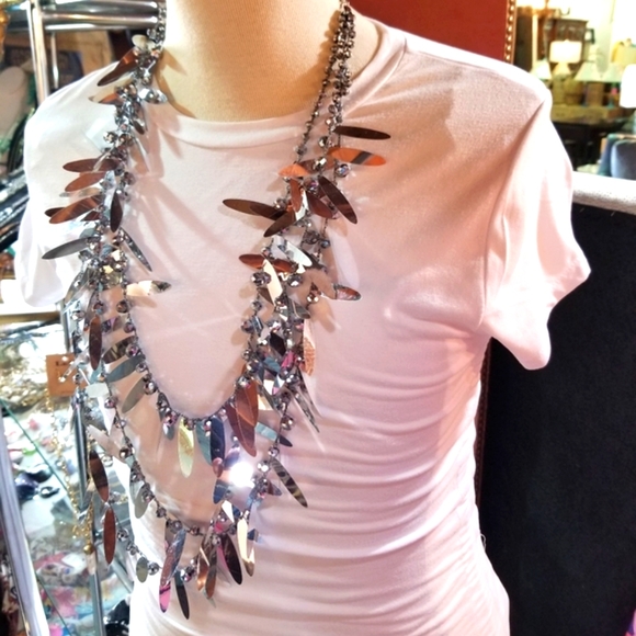 Silvertone Sparkle Multi-layer Necklace -Great Movement! - Picture 11 of 17